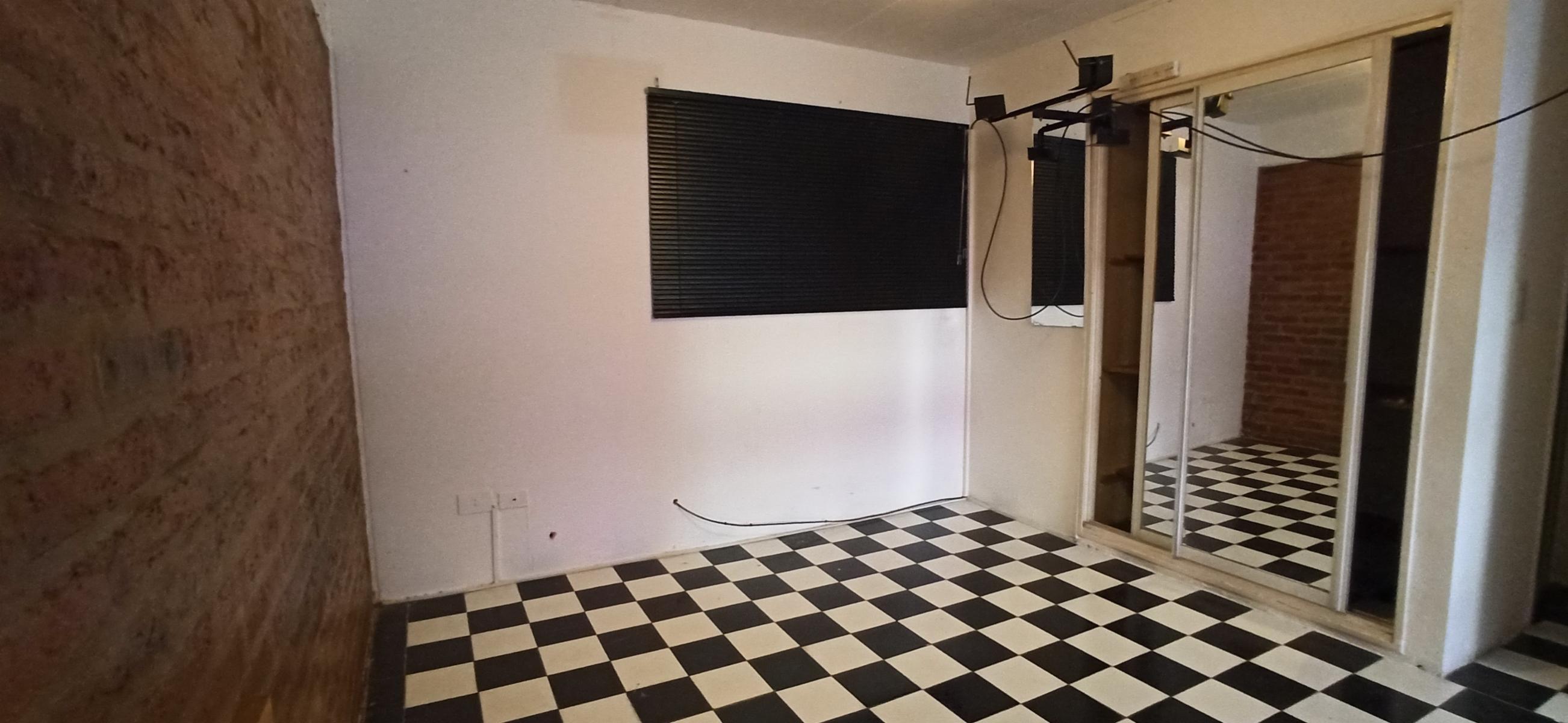 DPTO 3 AMBIENTES EN DUPLEX EN PLENO LANUSITA. RETASADO — foto 9