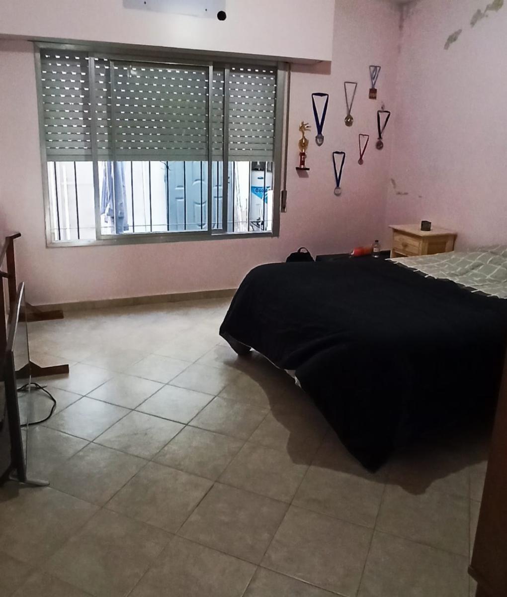 P.H. 3 AMBIENTES AL FRENTE RECICLADO CON PATIO Y TERRAZA — foto 6