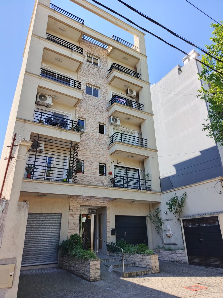 DEPARTAMENTO 2 ambts con 2 cocheras APTO CREDITO