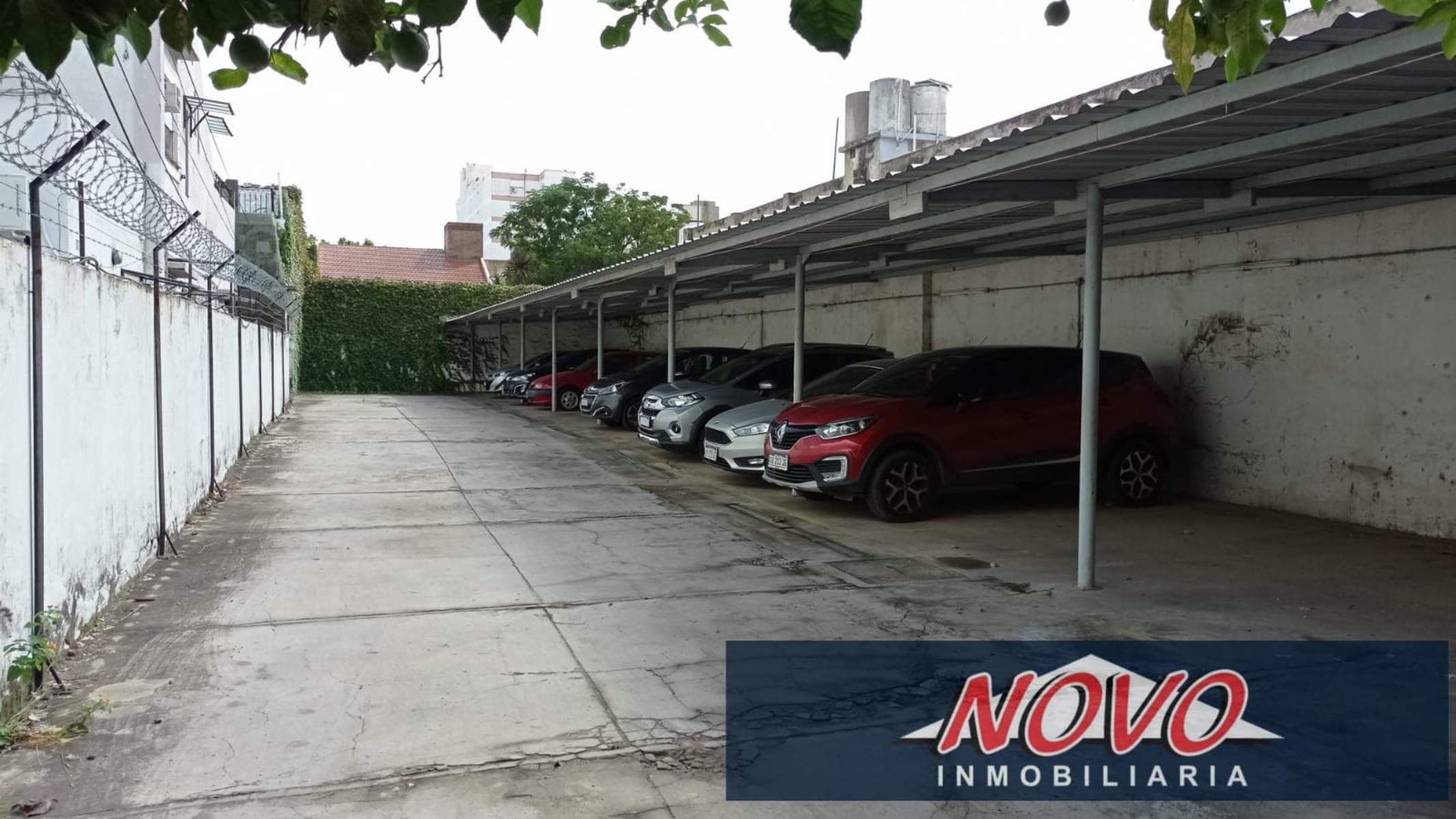 Dos Locales + 18 Cocheras, Ideal Inversor O Construccion Edificio Lote 440m2 FOT 3 + PREMIOS FOS 0.6 DENSIDAD 2000 — foto 3