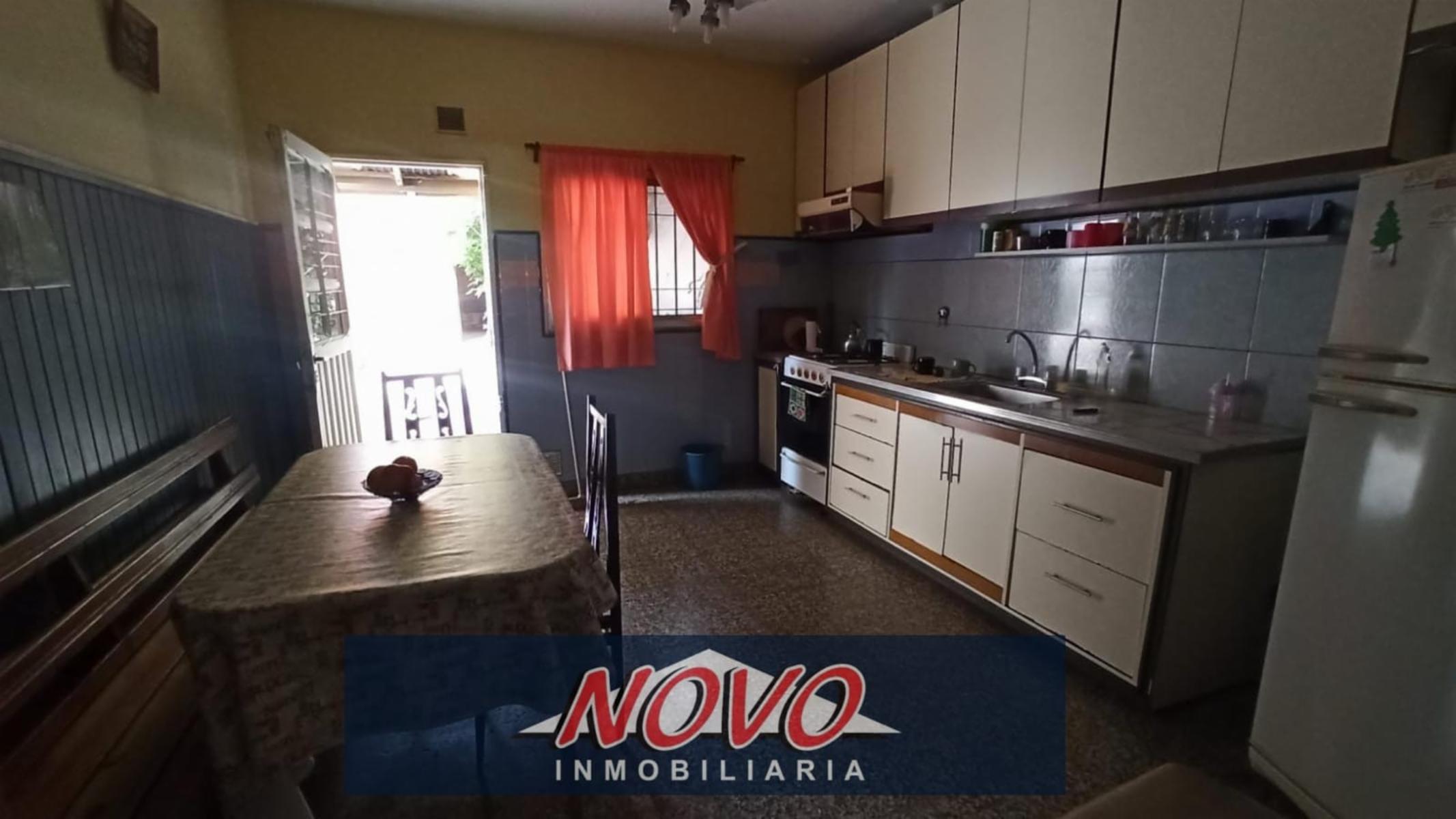 Excelente oportunidad de 2 casas con galpón o fondo libre para construir mas unidades. Sobre lote propio. Juntas o separadas. — foto 5