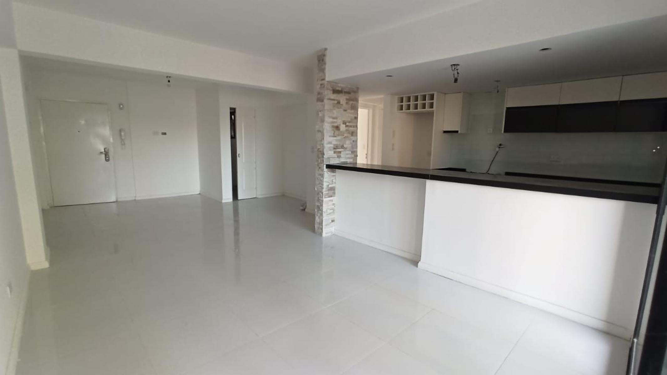 EN VENTA Semipiso al frente de 3 amb. c/coch. LANUS O. CENTRO. IBERLUCEA III. SUM Y PISCINA — foto 8