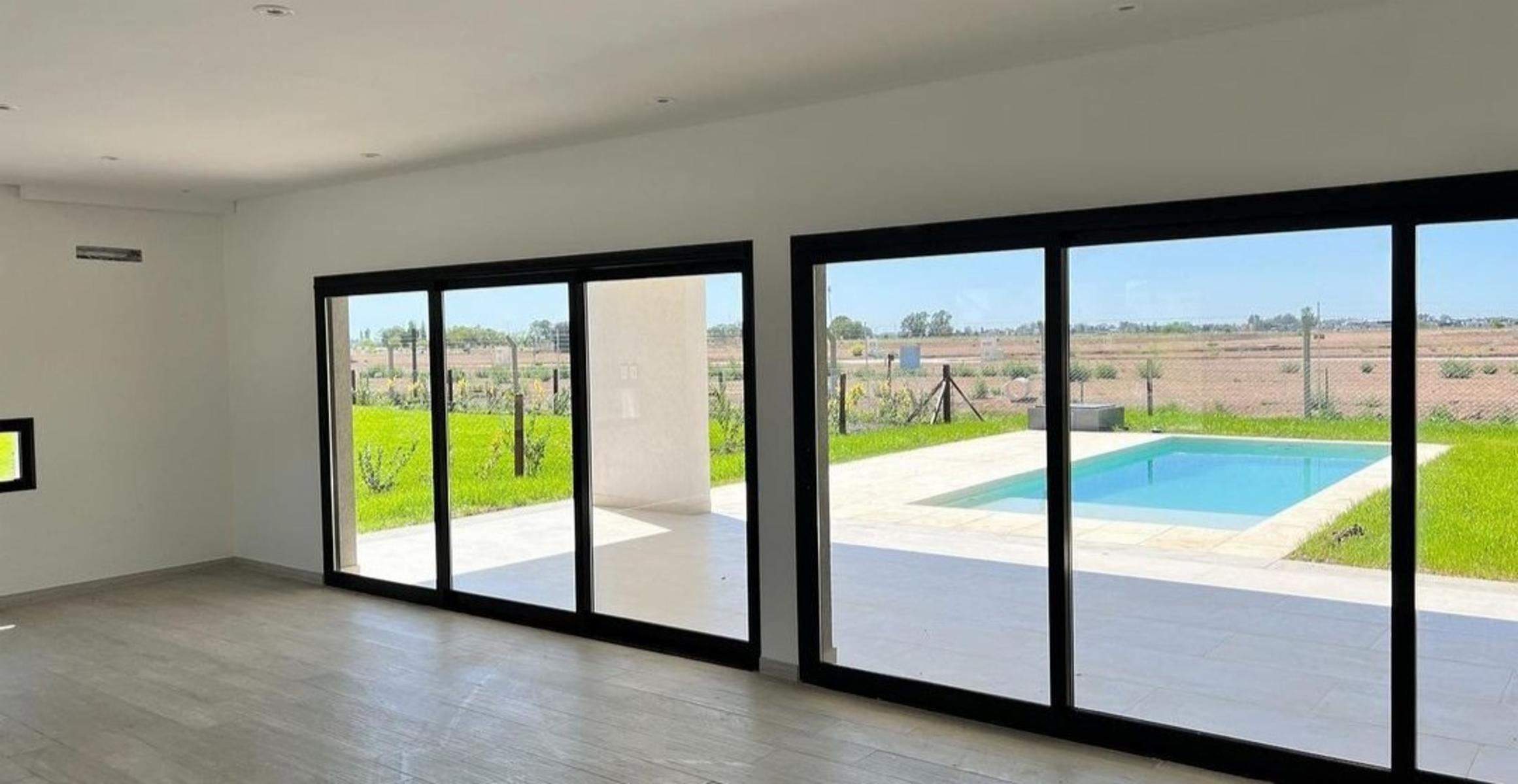 CASA A ESTRENAR DE 5 AMB. CON PISCINA EN BARRIO PRIVADO LA ALAMEDA. CANNING. — foto 2