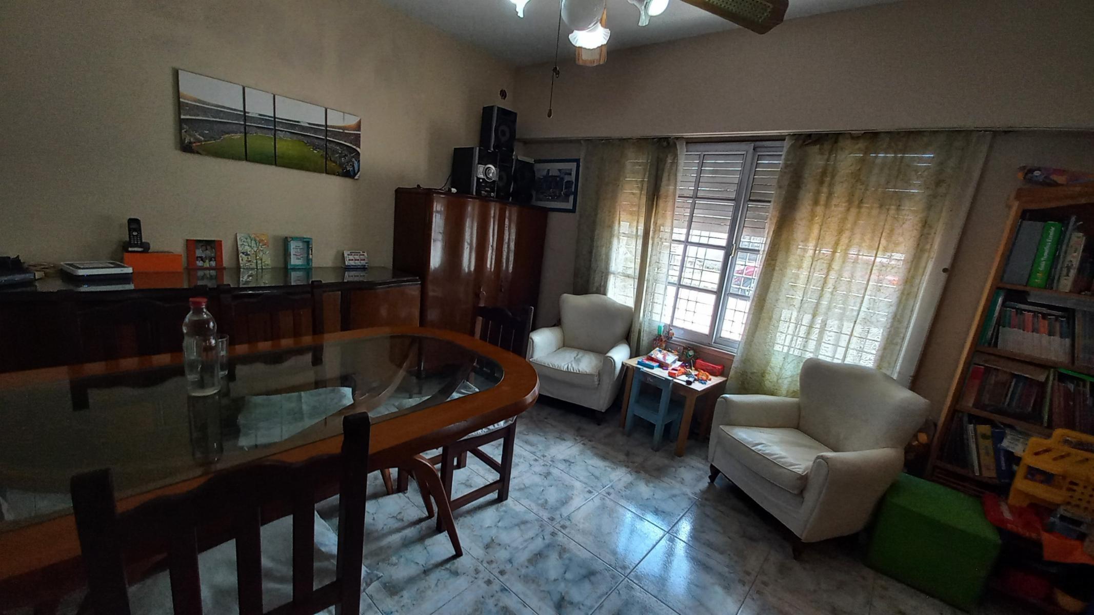 VENTA CASA SOBRE LOTE PROPIO, LANUS ESTE NUEVO PRECIO USS 70 MIL — foto 5