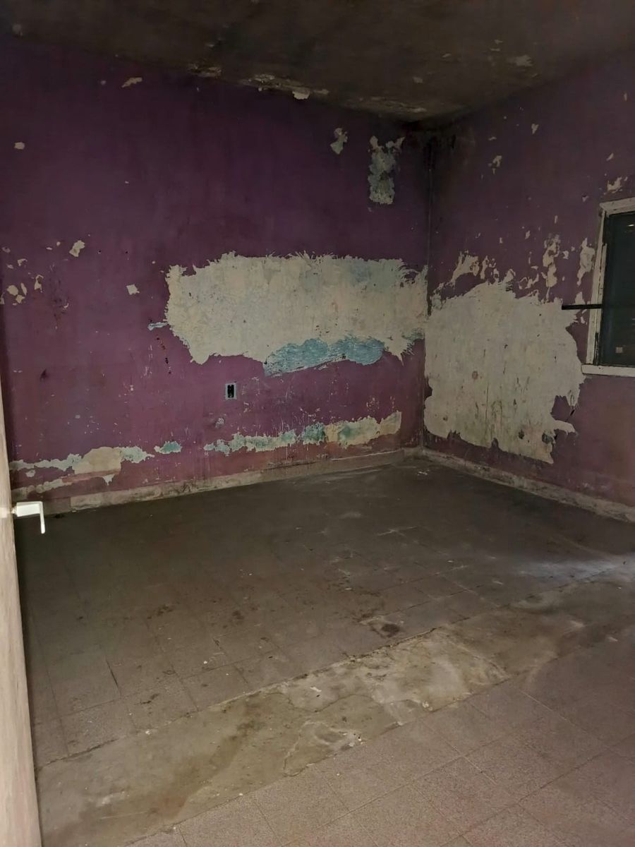 CASA 5 AMBIENTES A RECICLAR SOBRE LOTE 8..66 X 36 TIENE PLANOS APROBADOS — foto 7