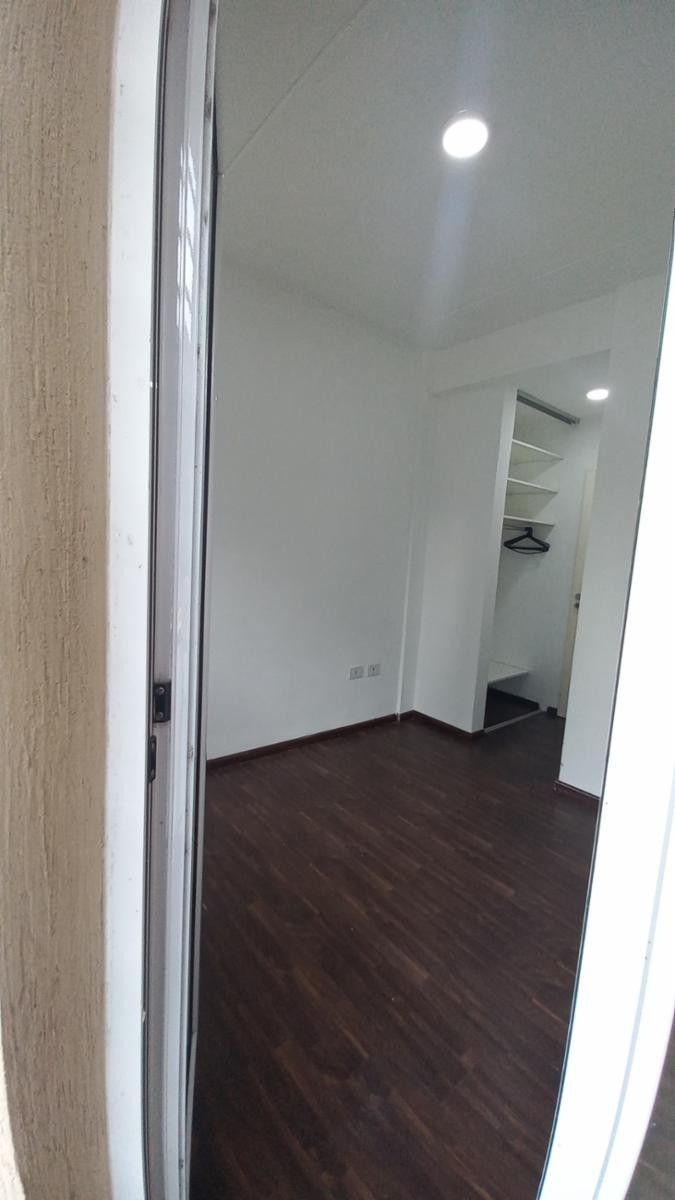 VENTA DPTO 2 AMBIENTES CON DOS COCHERAS, REBAJADO AHORA U$S 55 MIL VENTADIRECTA INVERSOR — foto 4