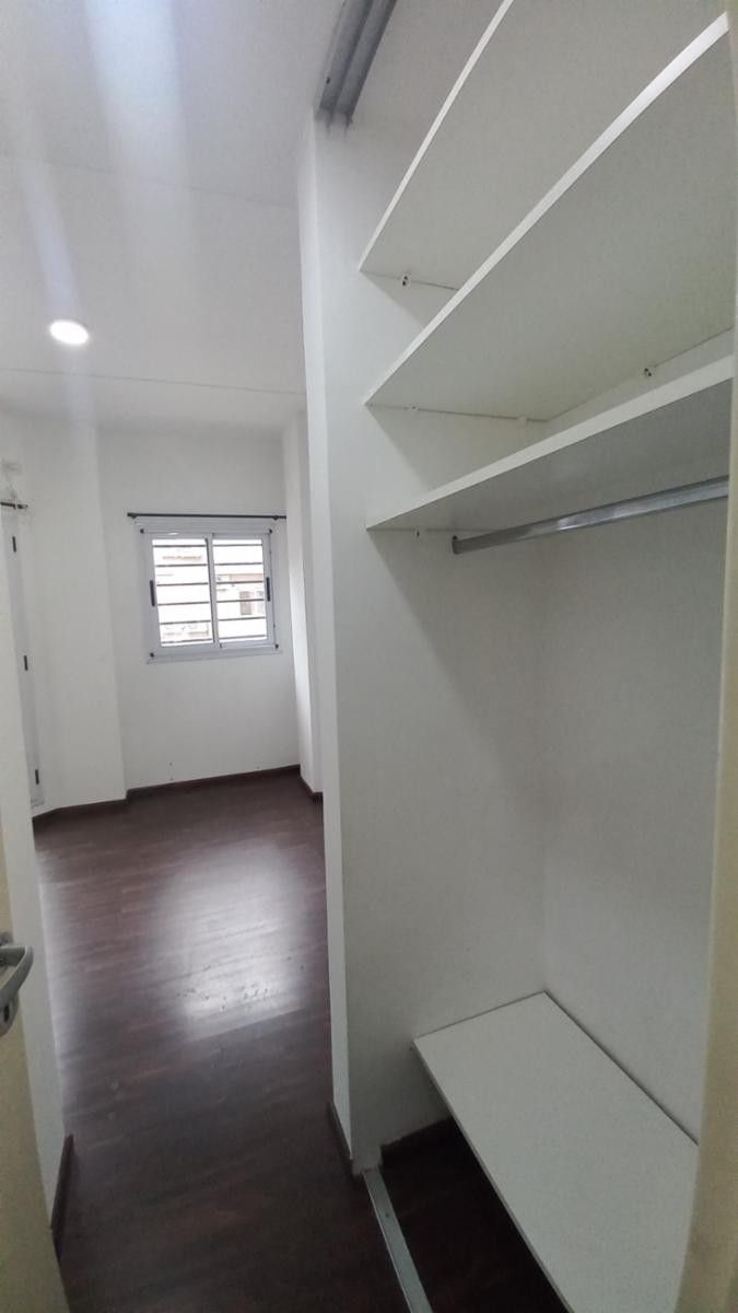 VENTA DPTO 2 AMBIENTES CON DOS COCHERAS, REBAJADO AHORA U$S 55 MIL VENTADIRECTA INVERSOR — foto 5