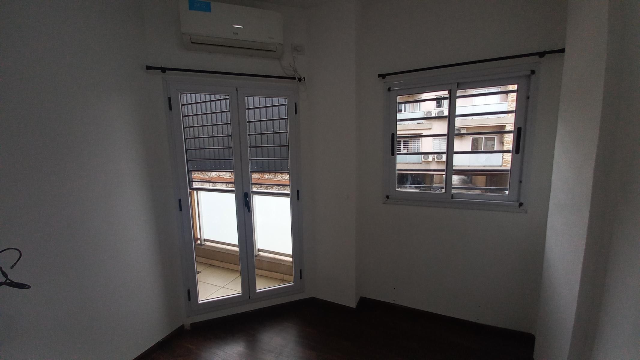 VENTA DPTO 2 AMBIENTES CON DOS COCHERAS, REBAJADO AHORA U$S 55 MIL VENTADIRECTA INVERSOR — foto 10