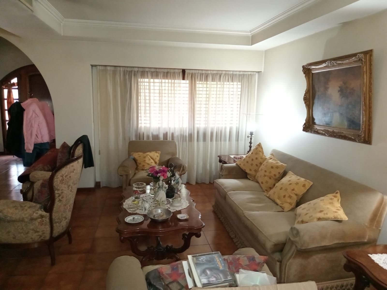 CHALET DE 5 AMB. LOTE DE 8,66x48. COCHERA CUB. P/4 AUTOS. FONDOLIBRECONPISCINA. EN VENTA, BANFIELD O. — foto 7