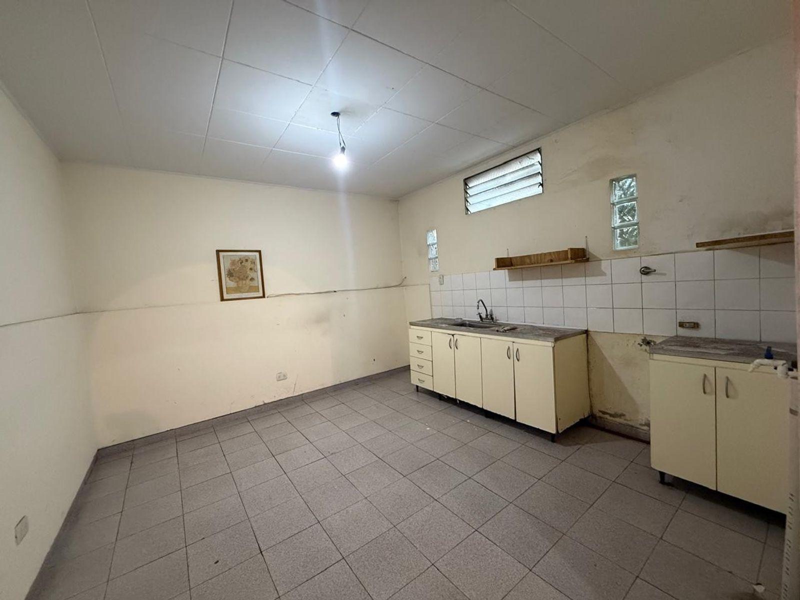 Casa PH de 3 amb. en 2 plantas con 2 baños y terraza. V.Alsina.LANUSO.EN VENTA. APTO CREDITO