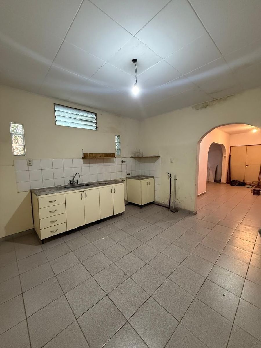 Casa PH de 3 amb. en 2 plantas con 2 baños y terraza. V.Alsina.LANUSO.EN VENTA. APTO CREDITO — foto 2