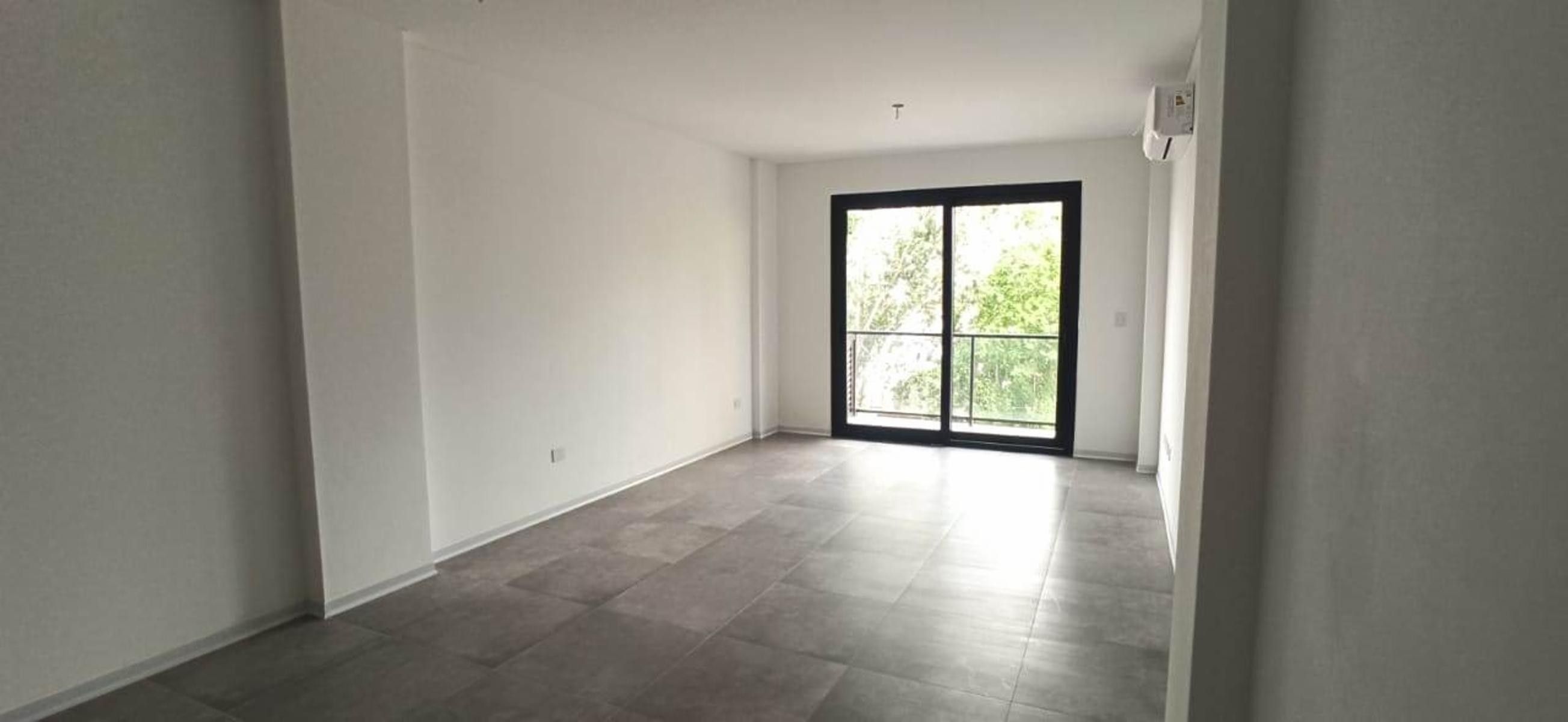 1 AMB. DIVISIBLE EN VENTA, ESCALADITA. EDIFICIO CON SUM,PISCINA,SOLARIUMY LAUNDRY. APTO CREDITO. — foto 2