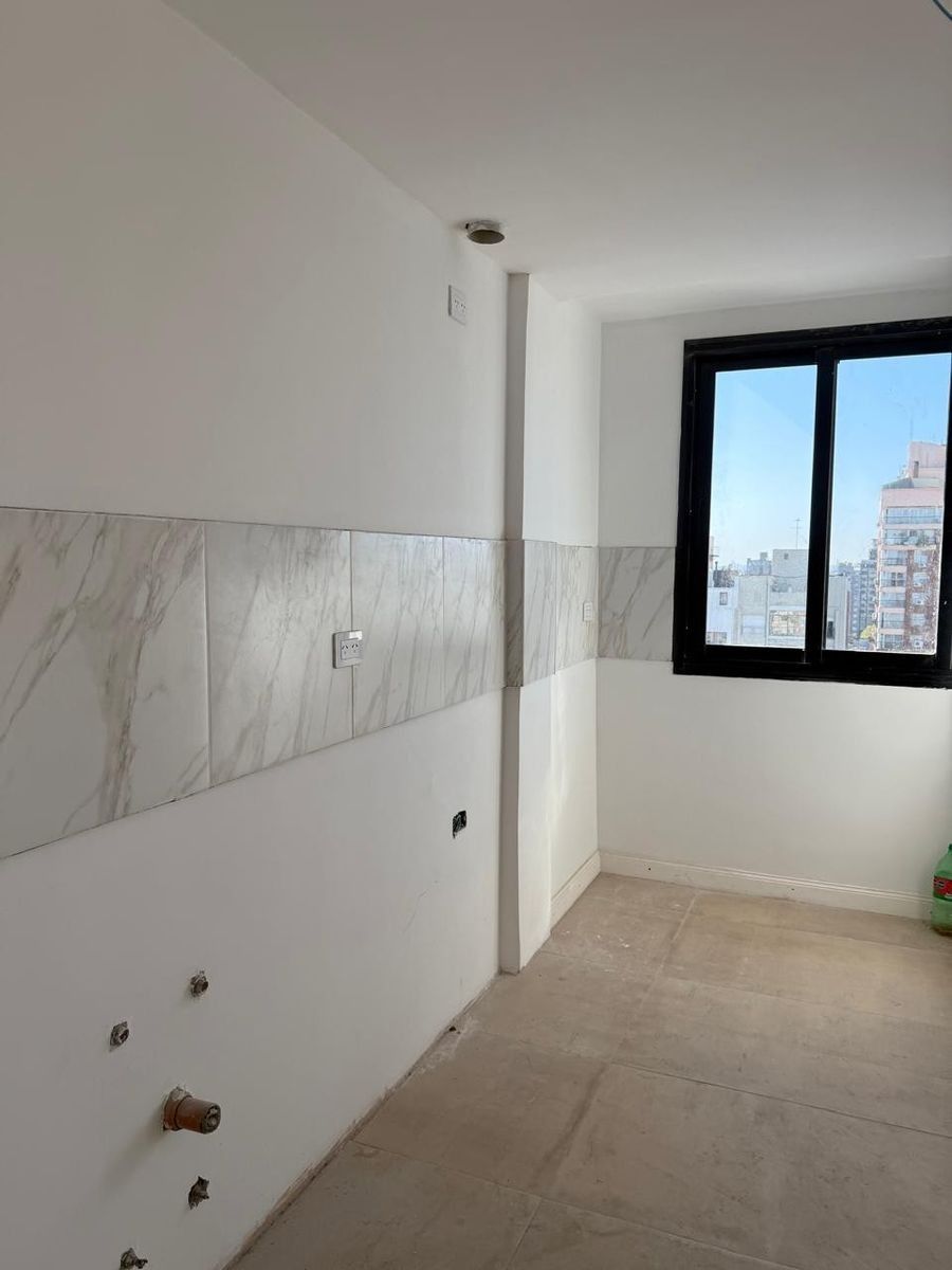 SEMIPISO 3 AMB. CON COOCHERA. TOILETTE + 2 BAÑOS COMPL. EN VENTAENLANUSITA. LANUS O. ENTREGA: PROXIMAMENTE — foto 14