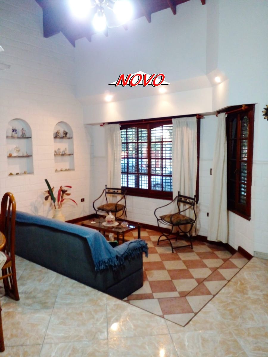Casa Chalet impecable 3 ambientes Apro Credito - 3