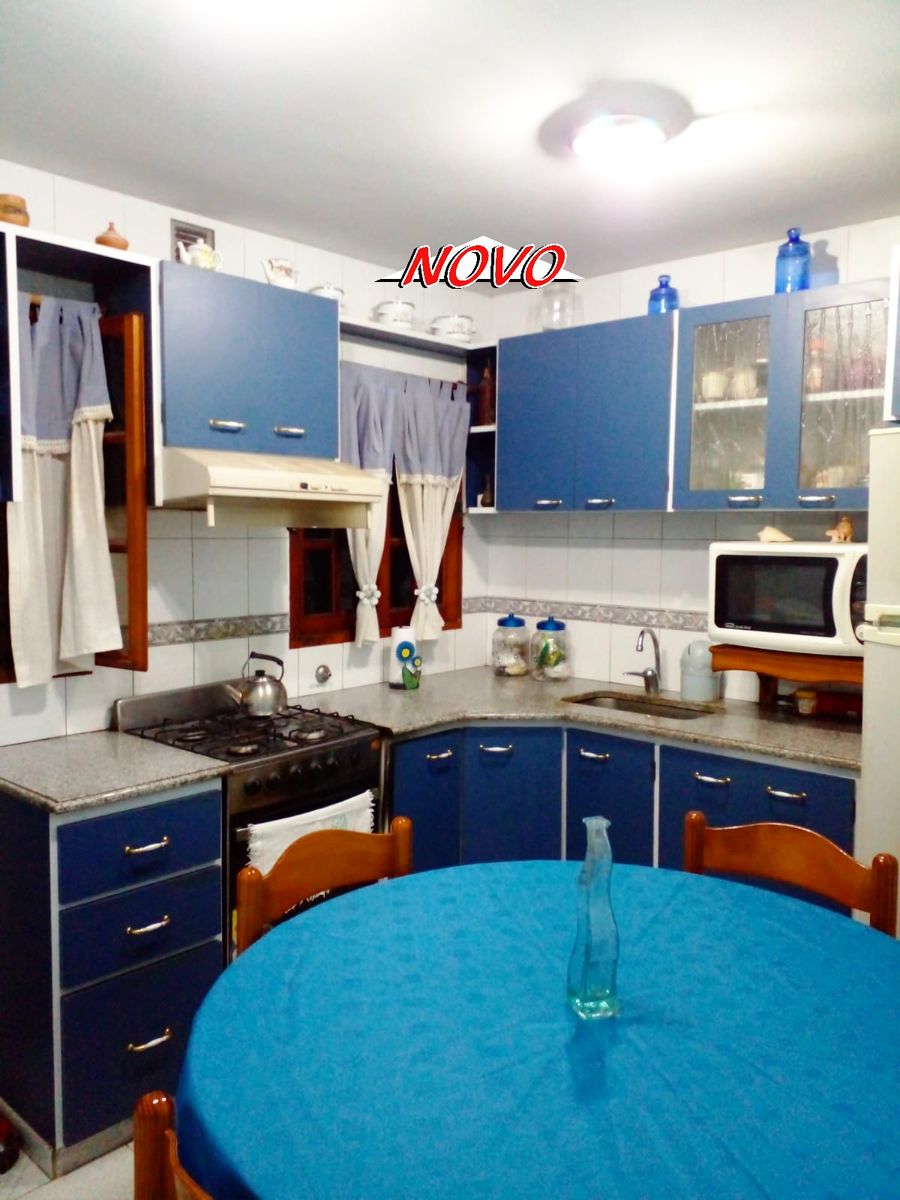 Casa Chalet impecable 3 ambientes Apro Credito - 9