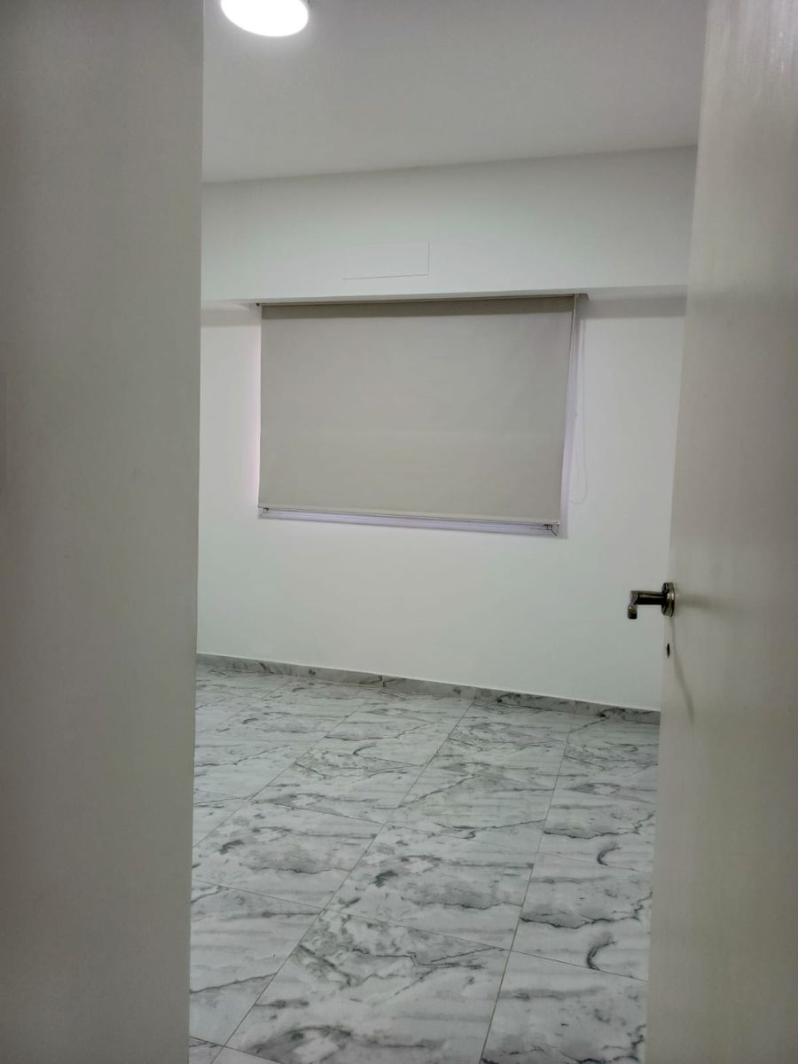 DEPARTAMENTO 2 AMBIENTES AL FRENTE CON COCHERA DESCUBIERTA - 13