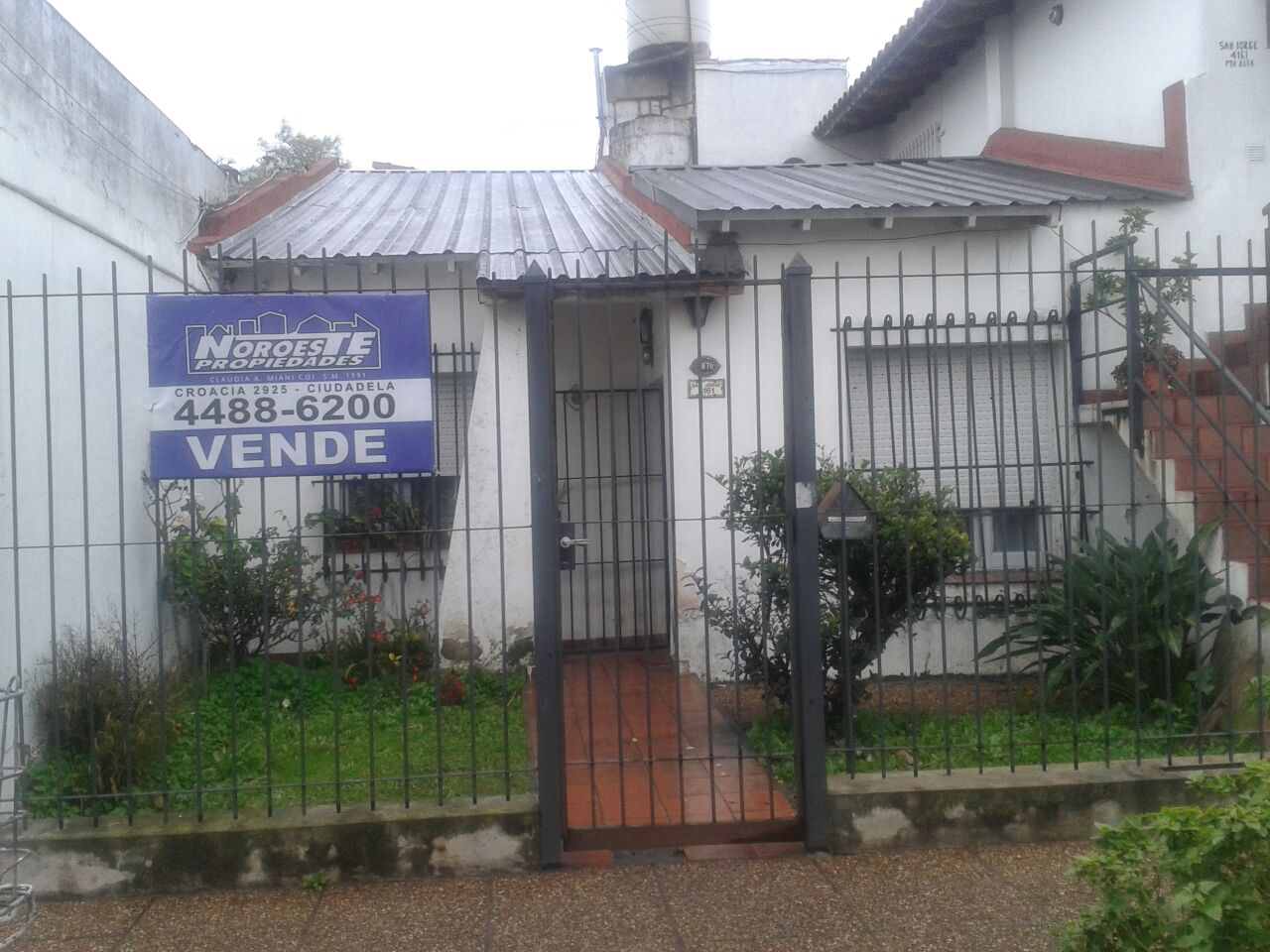 CASA DE 3 AMBIENTES