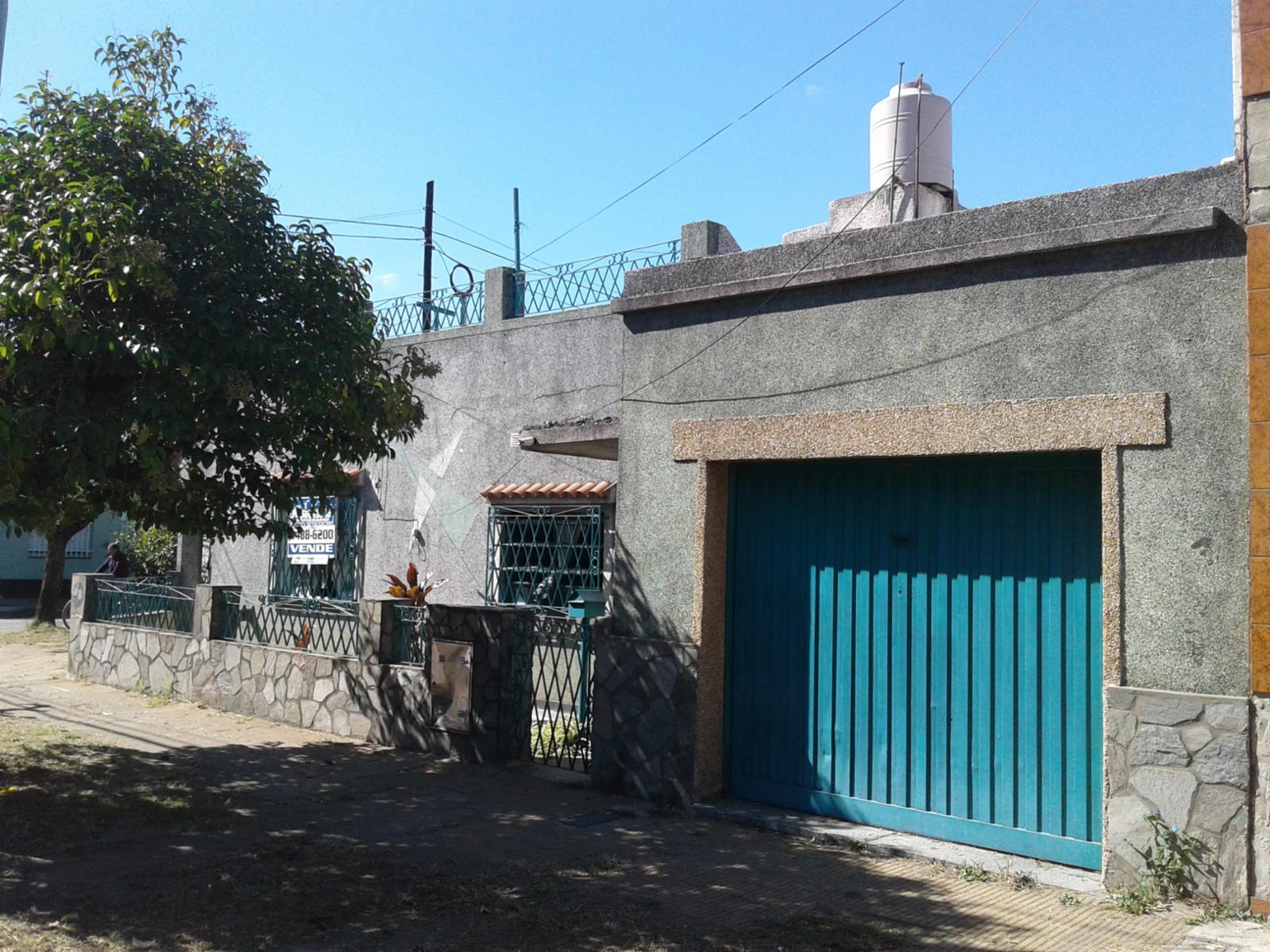 CASA EN LOTE PROPIO DE 3 AMBIENTES — foto 3