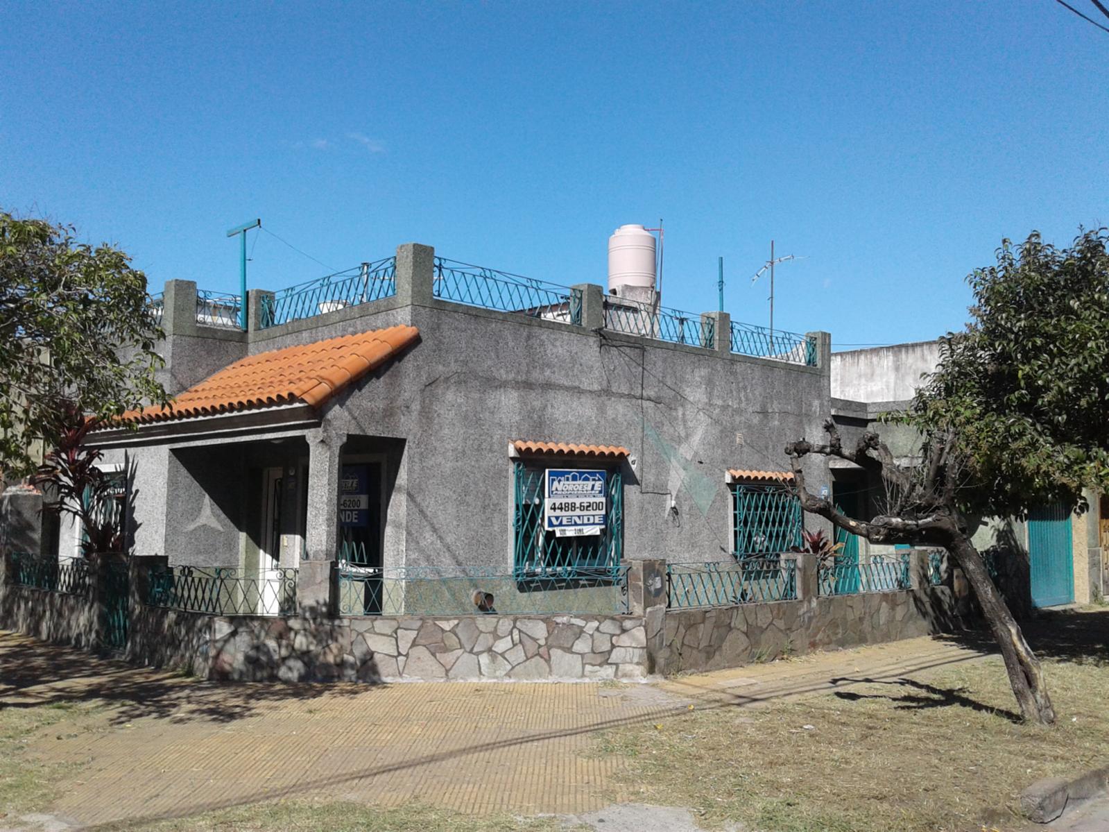CASA EN LOTE PROPIO DE 3 AMBIENTES — foto 7