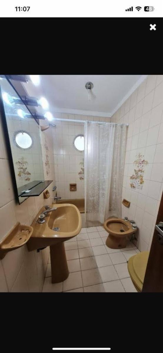 Casa ideal dos familias en lote propio, con fondo libre. Muy buensa — foto 5