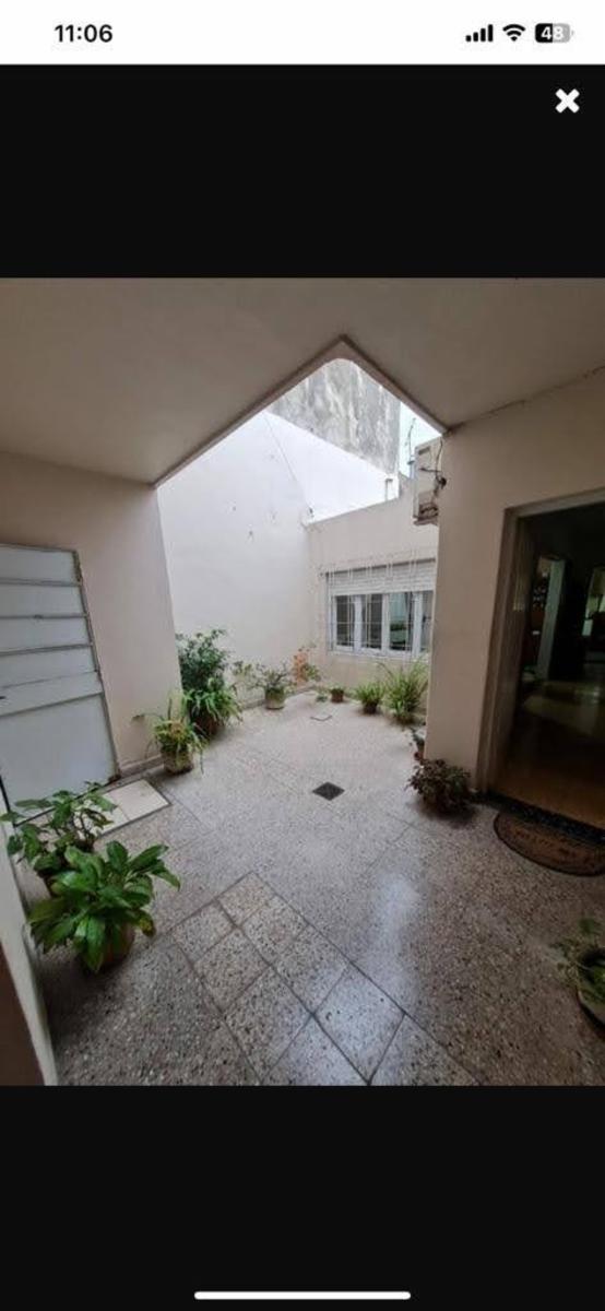 Casa ideal dos familias en lote propio, con fondo libre. Muy buensa — foto 9