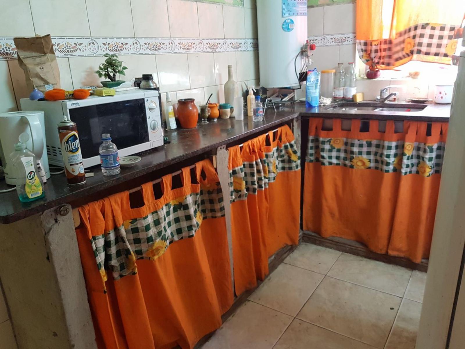 Venta De Casa Céntrica En Moreno Calle Chiclana — foto 2