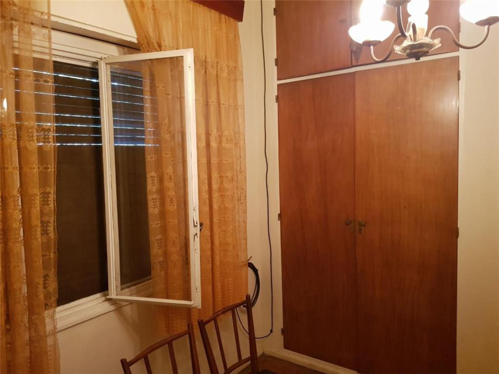 Venta de Chalet Zona La Quebrada, sobre Dastugue 2400. — foto 3