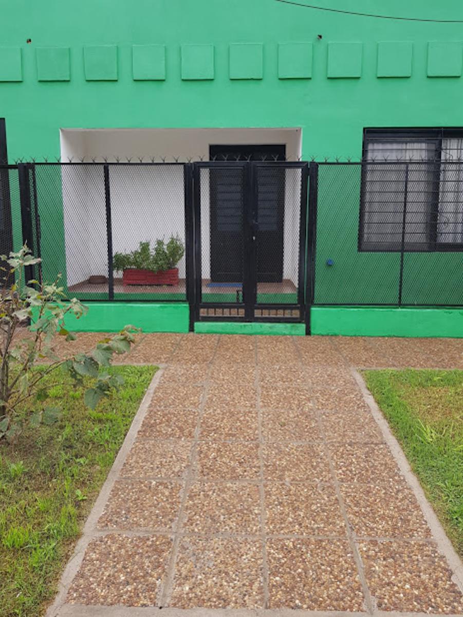 Importante Casa en Venta en Paso del Rey, Calle Claudio Maria Yoly — foto 2