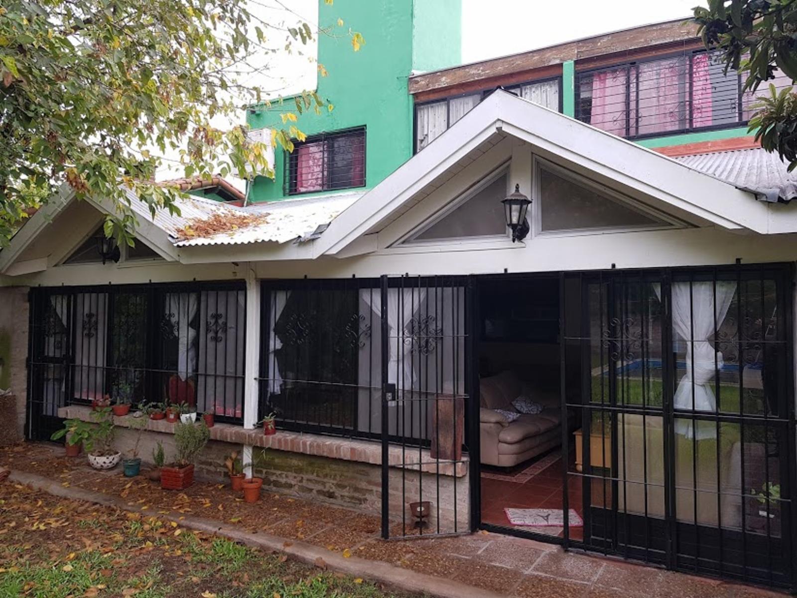 Importante Casa en Venta en Paso del Rey, Calle Claudio Maria Yoly — foto 7