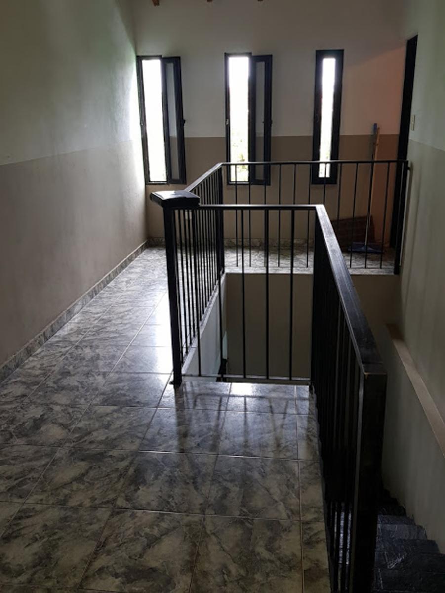 Importante Casa en Venta en Paso del Rey, Calle Claudio Maria Yoly — foto 10