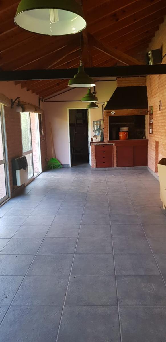 Venta de Espectacular Casa en Paso del Rey Centro, Calle Cjal. Lettieri — foto 6