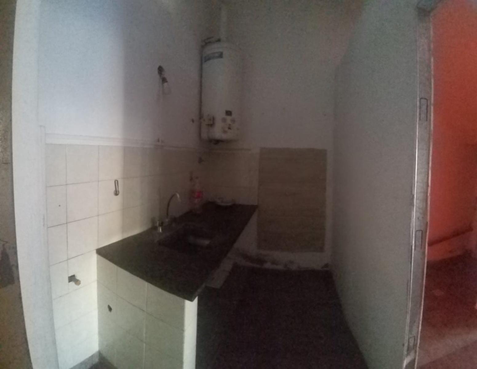 Alquiler local centrico, Paso del Rey con gas natural - 20