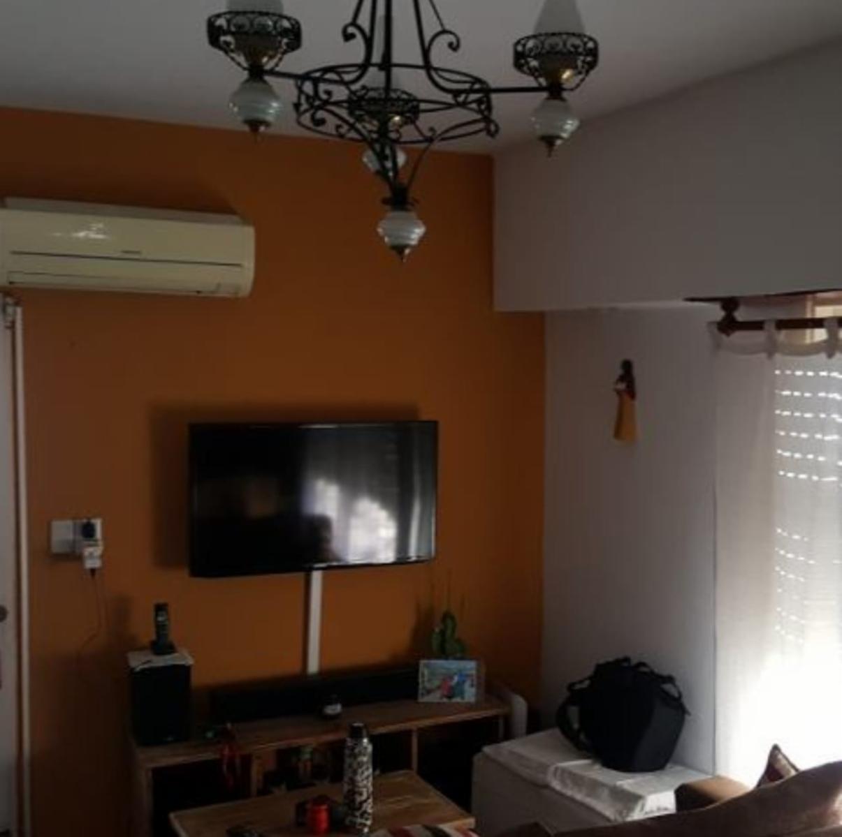 Venta de excelente PH en CASTELAR NORTE, sobre calle Florencio Sanchez al 2000 — foto 9