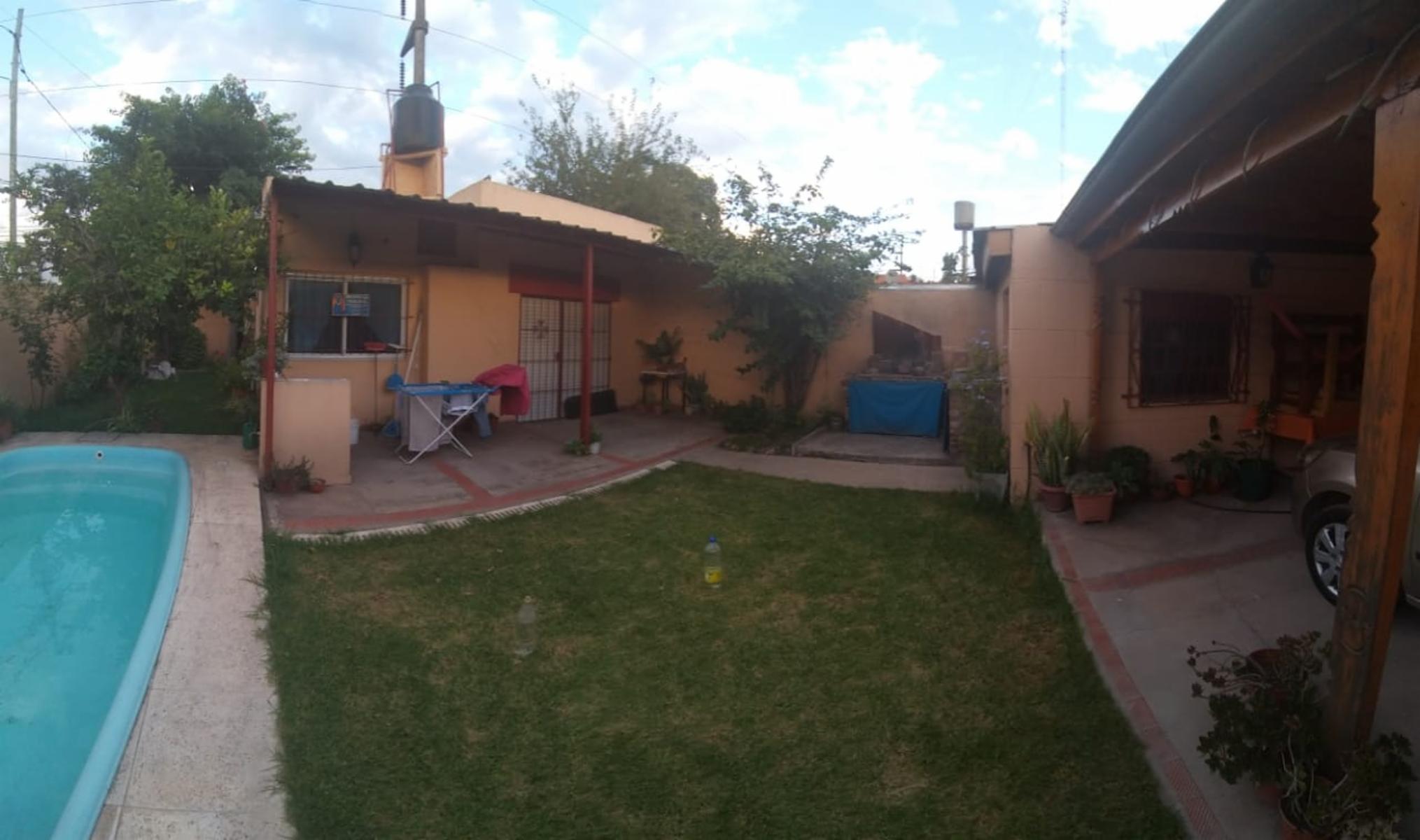 Venta de Casa con FACILIDADES en Paso del Rey, calle Atte. Brown cerca de Colectora Sur — foto 2