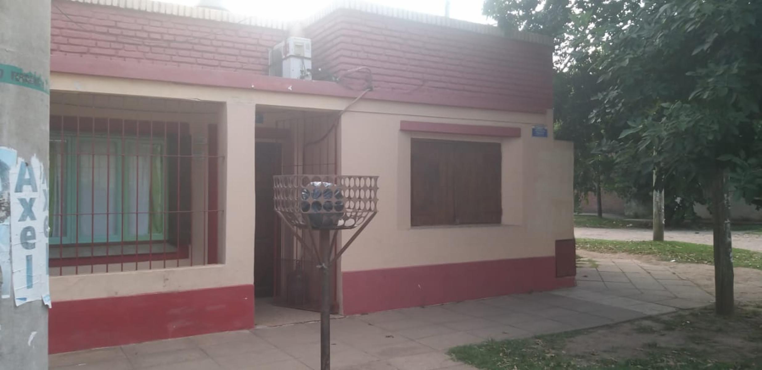 Venta de Casa con FACILIDADES en Paso del Rey, calle Atte. Brown cerca de Colectora Sur — foto 5