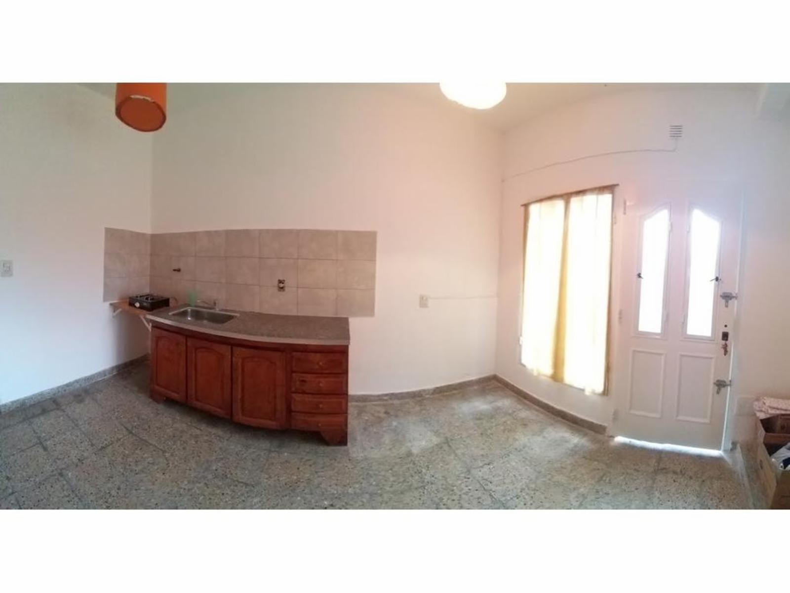 Venta de Casa en Paso del Rey cerca del centro, calle El Jilguero 300 — foto 4