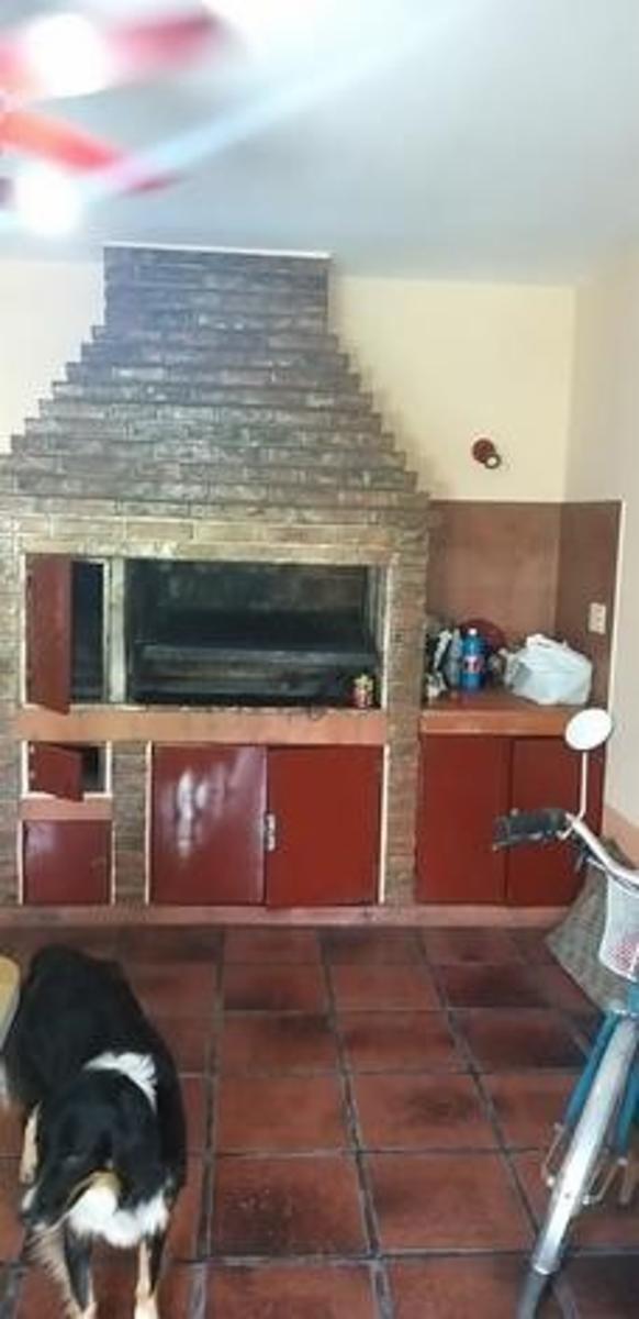 Venta de Casa + Depto. en Paso del Rey — foto 3