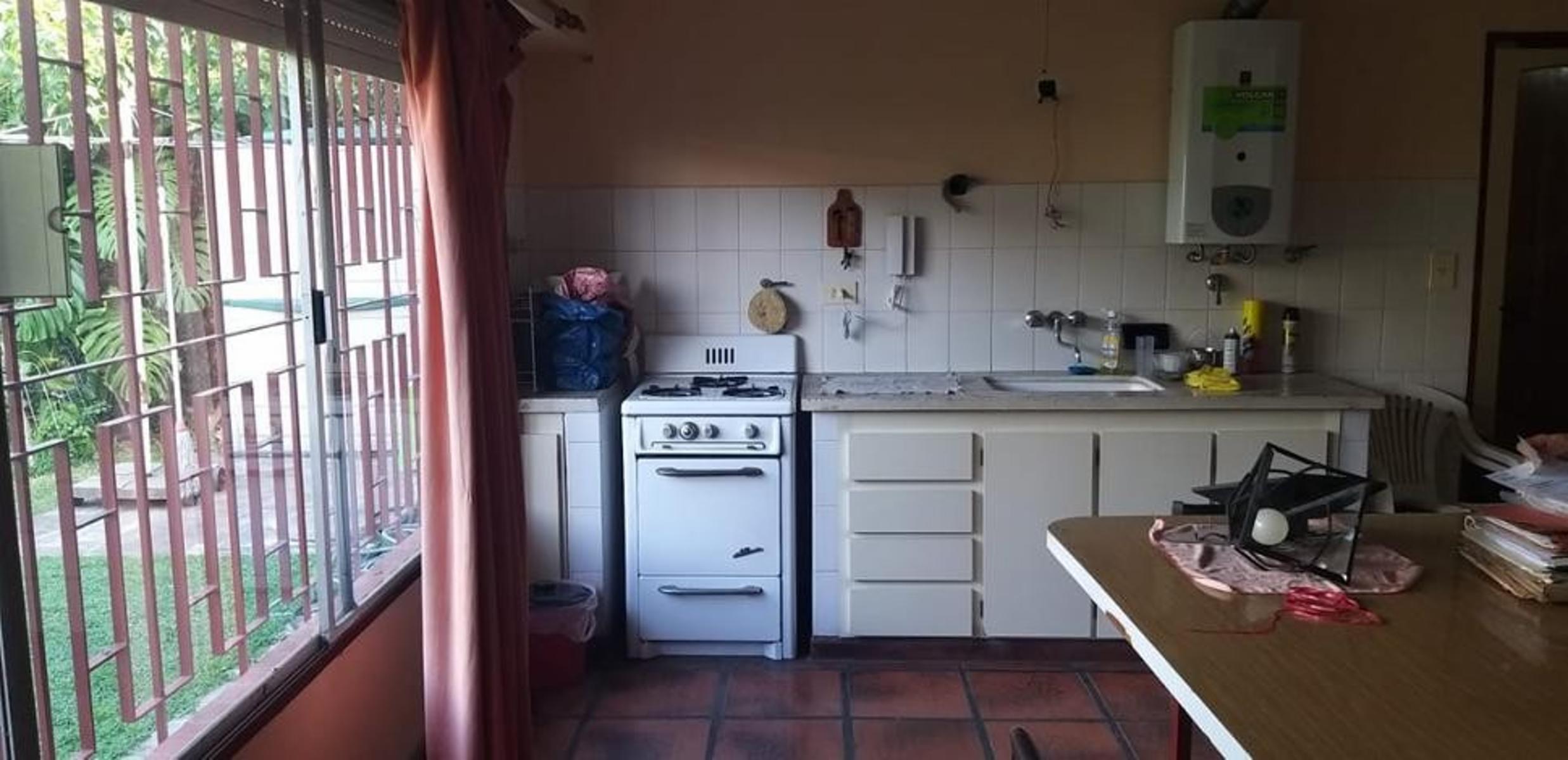 Venta de Casa + Depto. en Paso del Rey — foto 7