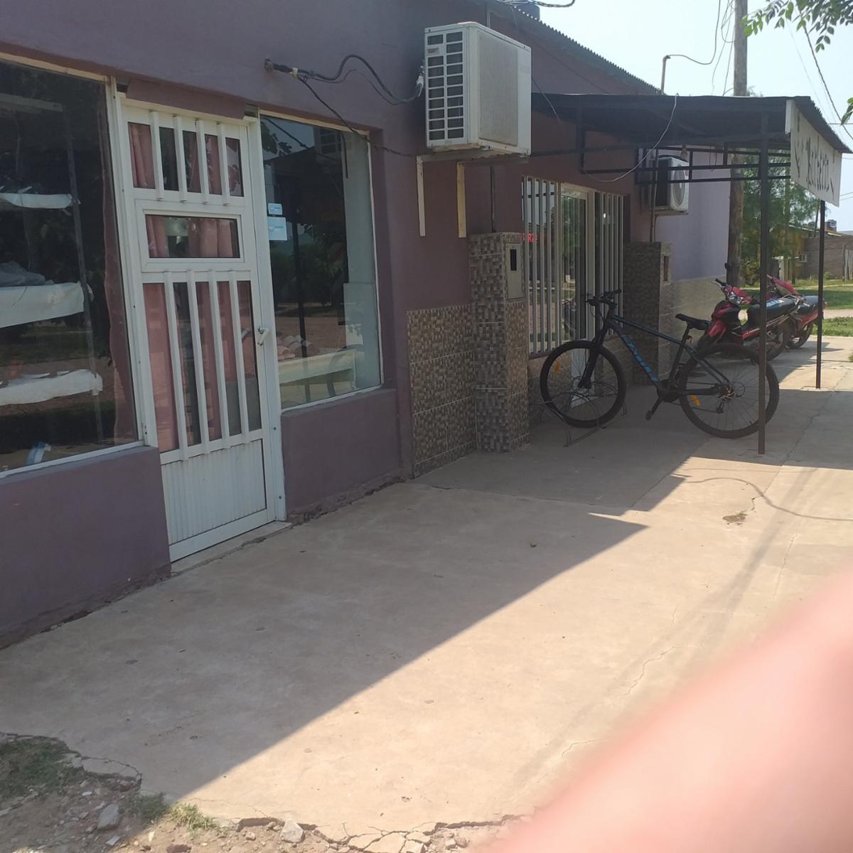 Se Vende Casa 2 plantas - Coronel Du Graty - Chaco - 1