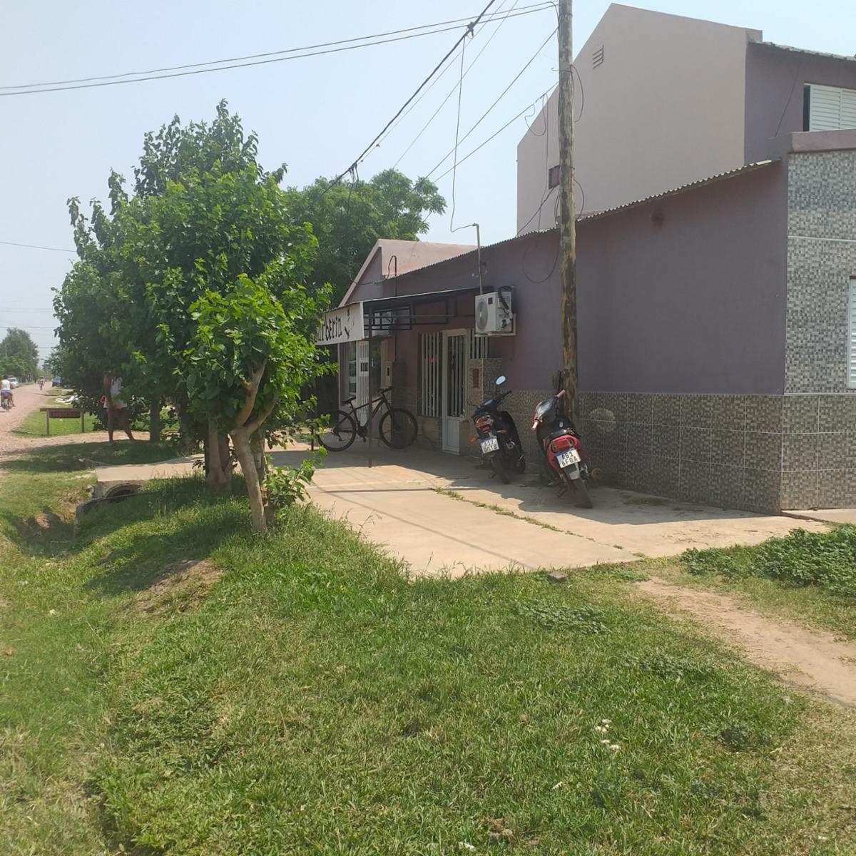Se Vende Casa 2 plantas - Coronel Du Graty - Chaco - 4