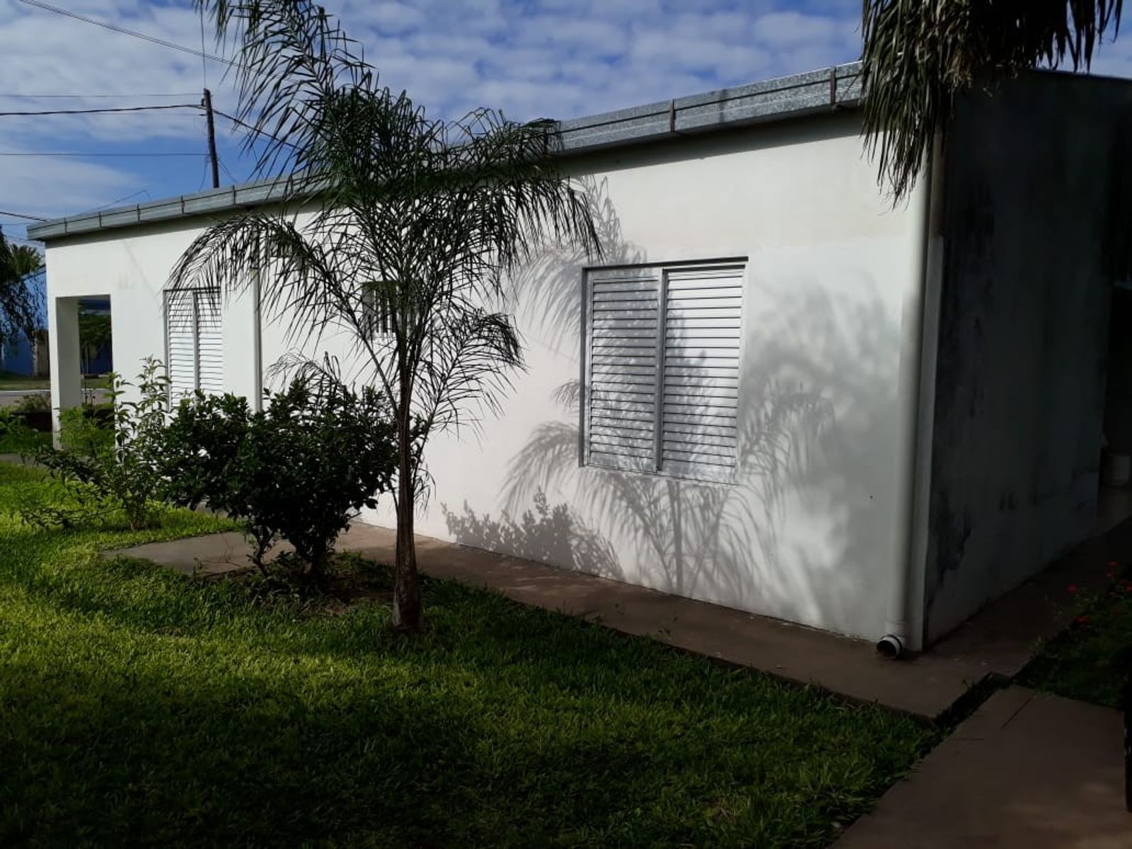 Se Vende Casa en Coronel Du Graty, Chaco- sobre asfalto - 3