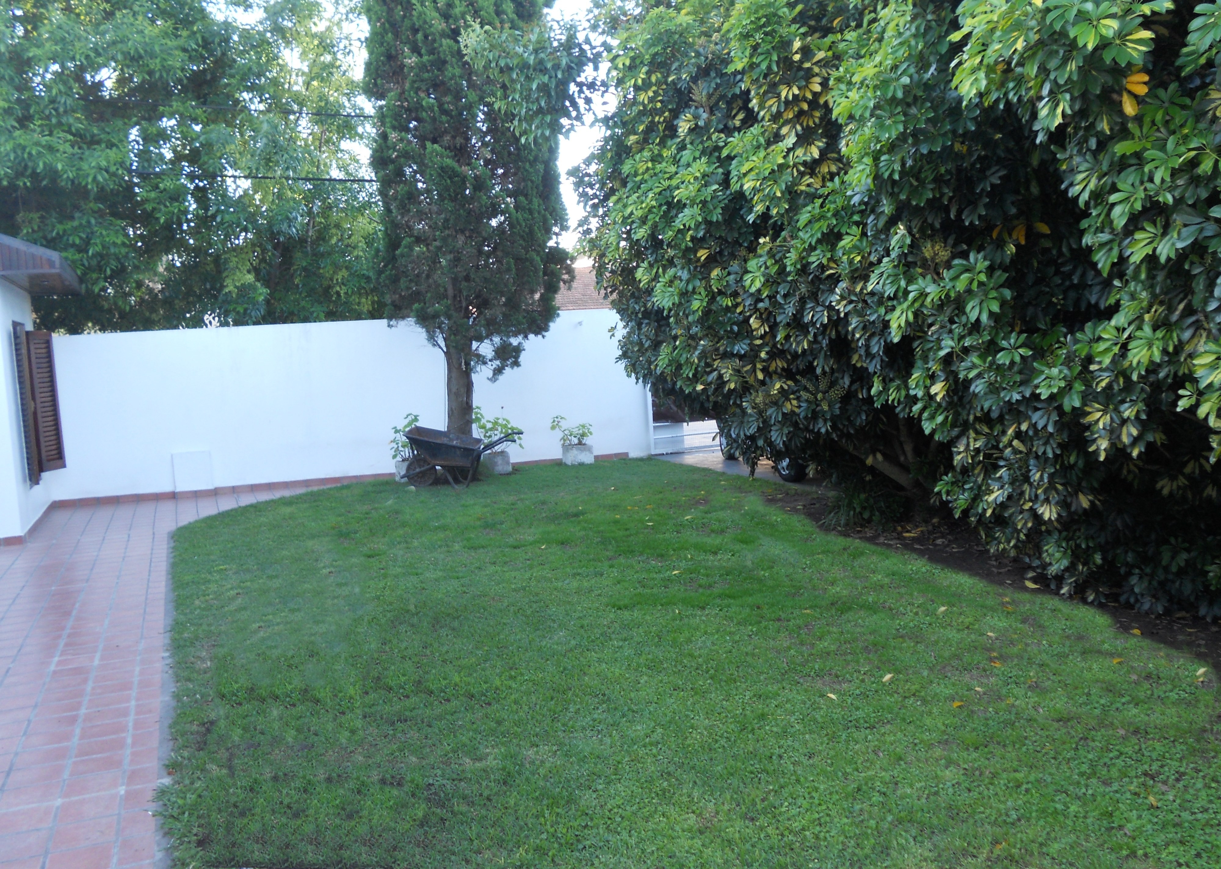 Casa de 3 dormitorios con pileta, entre caminos — foto 7