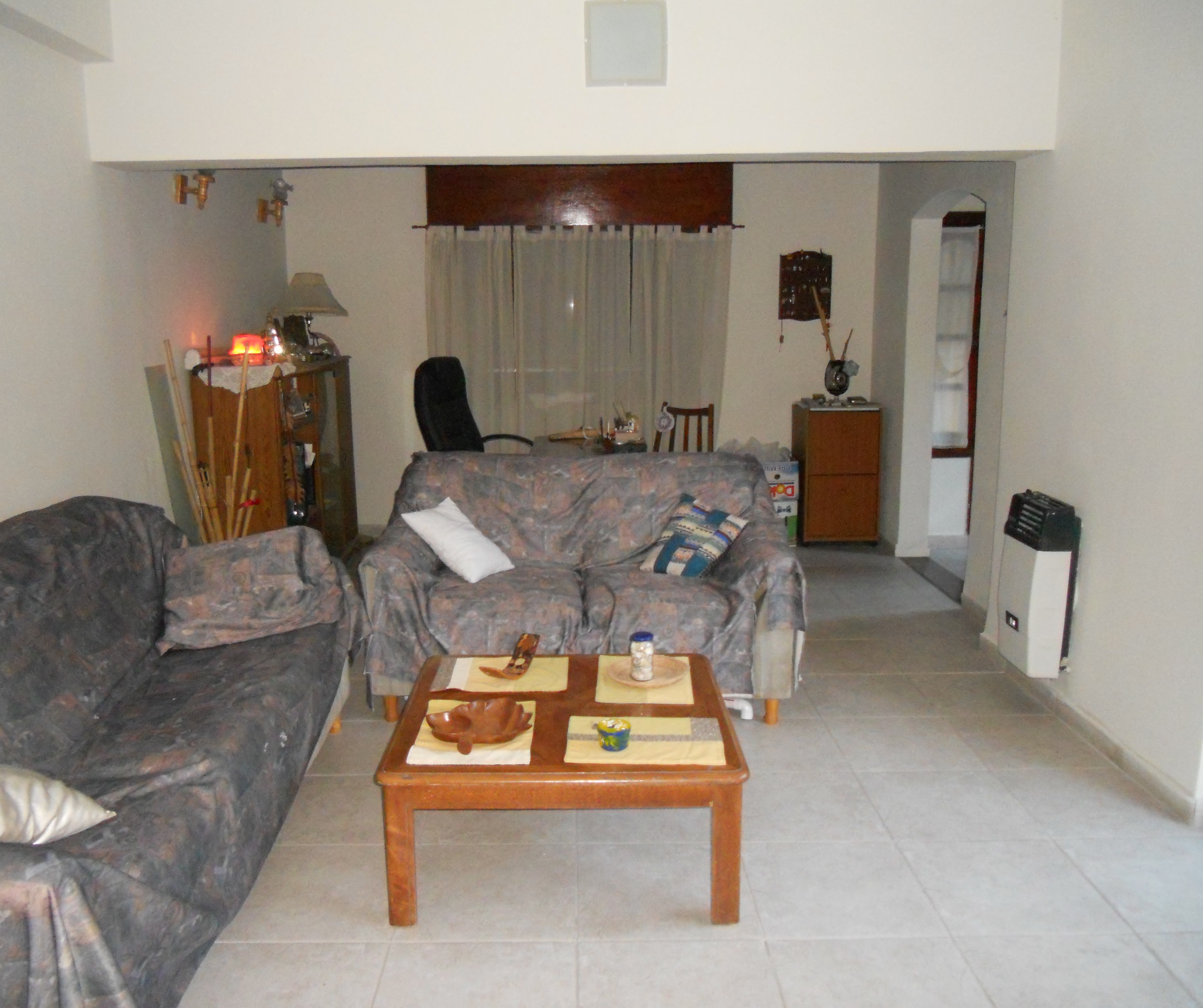 Casa de 3 dormitorios con pileta, entre caminos — foto 10