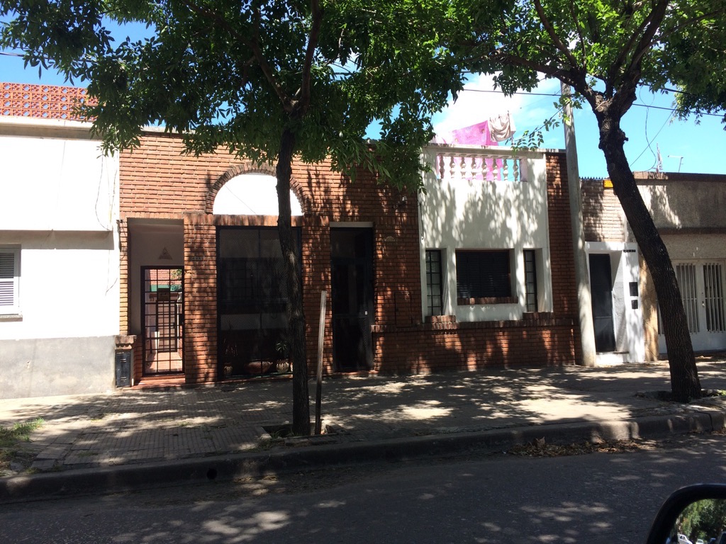 Casa de 2 dormitorios con patio