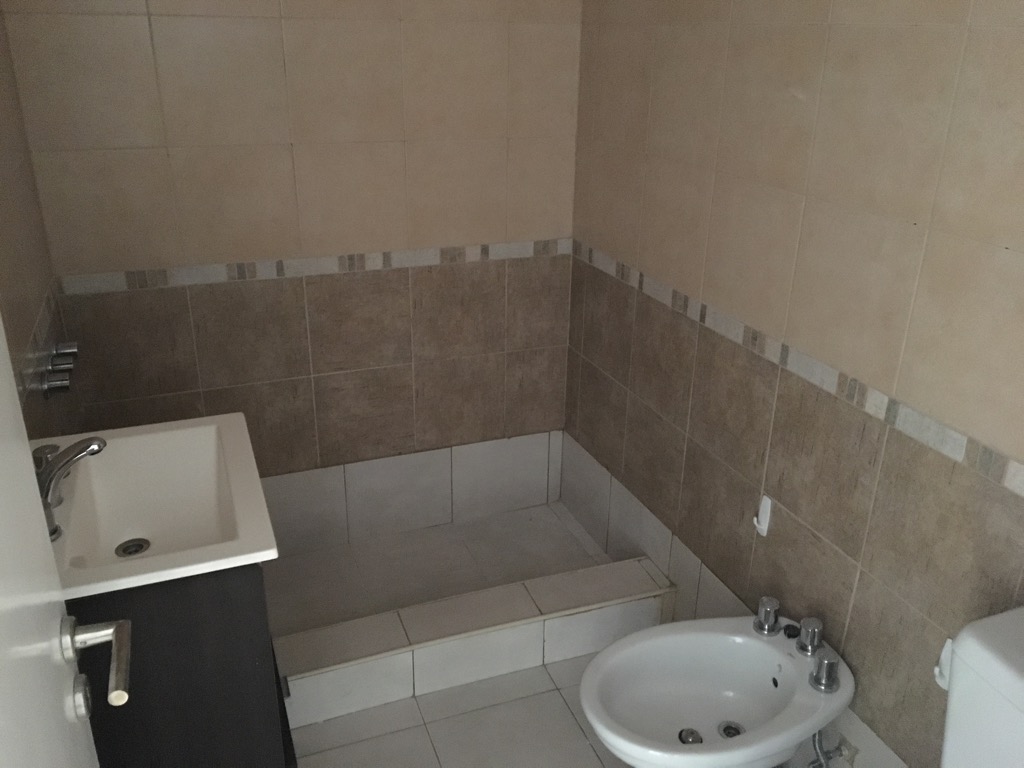 Zeballos 394 — foto 2