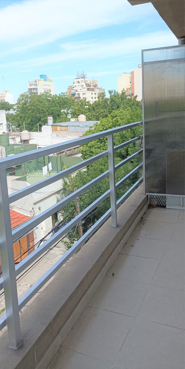 ALQUILER: Villa Pueyrredon Semipiso 2 amb con cochera - 12