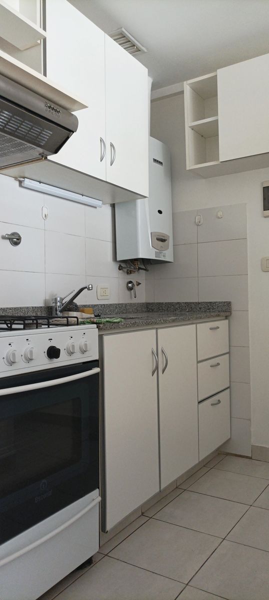 ALQUILER: Villa Pueyrredon Semipiso 2 amb con cochera - 16