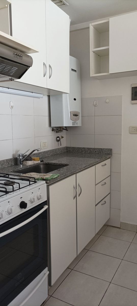 ALQUILER: Villa Pueyrredon Semipiso 2 amb con cochera - 17