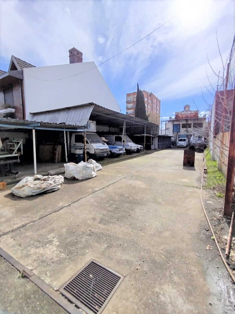 VENTA: Lote en Villa Ballester centro. Zona residencial - 5