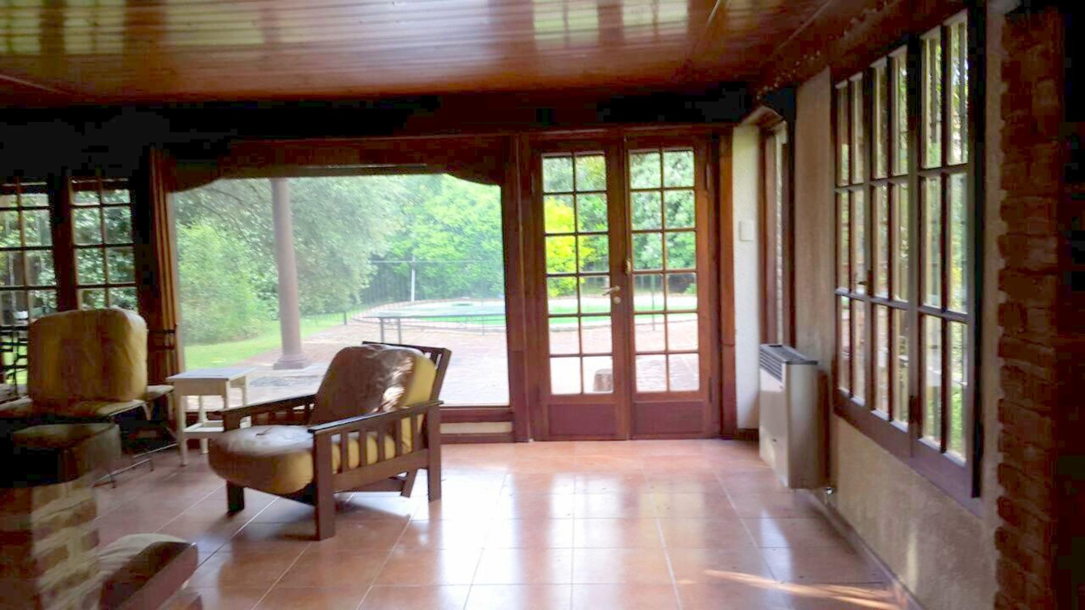 Casa en venta - Los Ñanduces - Ingeniero Maschwitz - Casaquinta 1600 m2 de parque - 4 Dormitorios - Piscina — foto 4